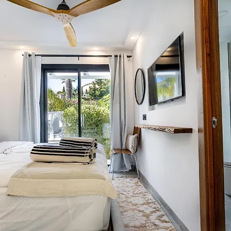 Zorro Villa *