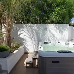 Zorro Villa