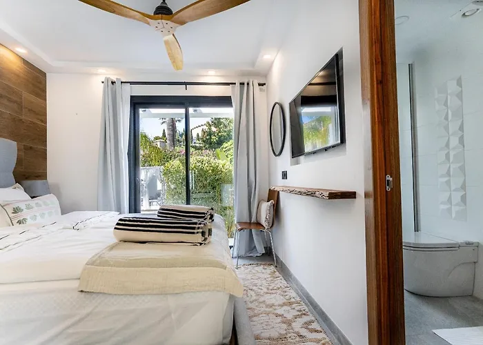 Zorro Villa *
